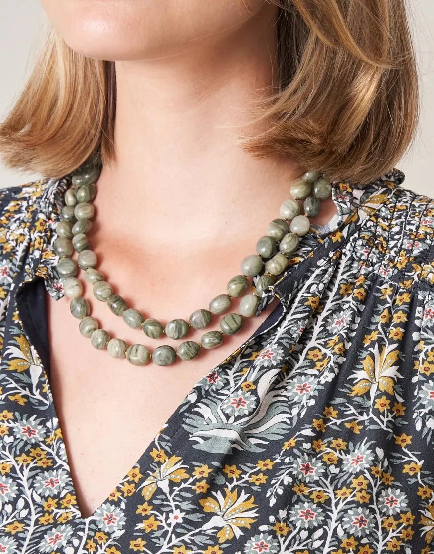 The Bluff Necklace 18" Silver Leaf Jasper Jewelry La Vie Bien The Bluff Necklace 18" Silver Leaf Jasper