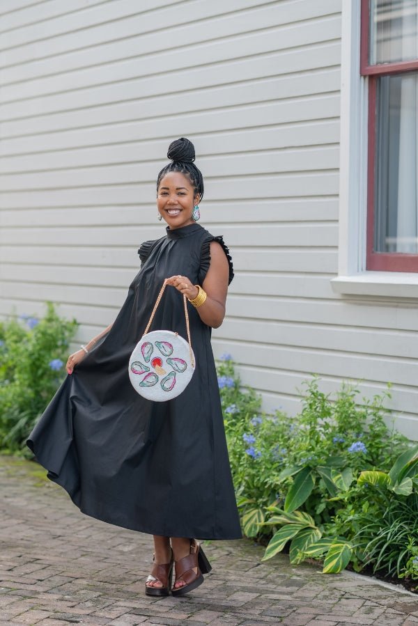 The Oyster Clutch Accessories La Vie Bien The Oyster Clutch