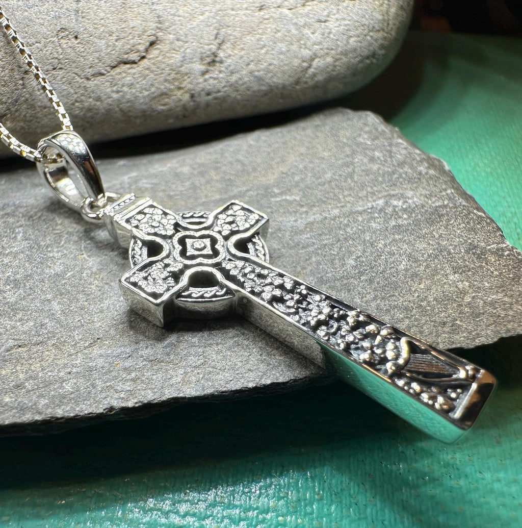The Quinn Irish Harp Celtic Cross Necklace Pendant La Vie Bien The Quinn Irish Harp Celtic Cross Necklace