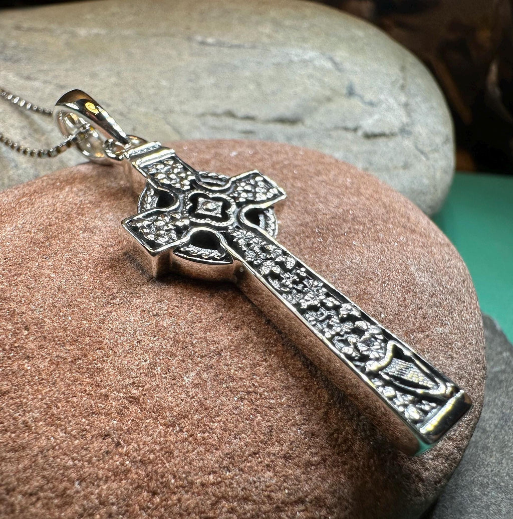 The Quinn Irish Harp Celtic Cross Necklace Pendant La Vie Bien The Quinn Irish Harp Celtic Cross Necklace