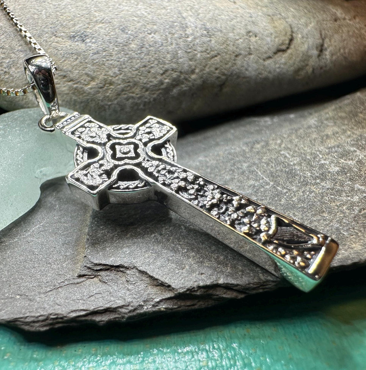 The Quinn Irish Harp Celtic Cross Necklace Pendant La Vie Bien The Quinn Irish Harp Celtic Cross Necklace