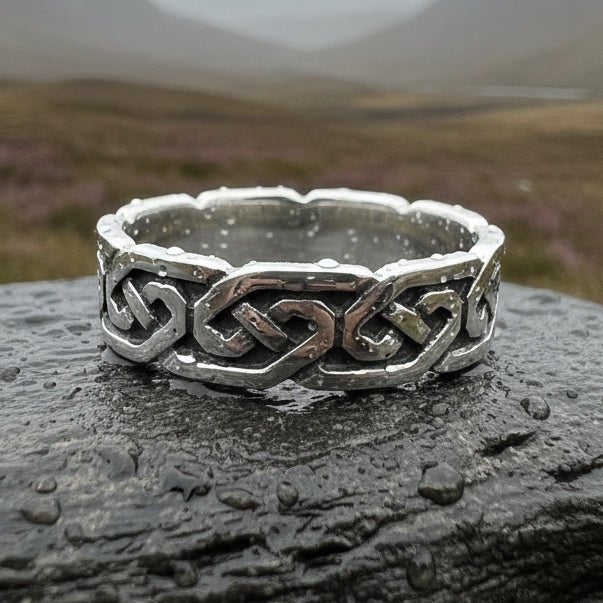 Traditional Celtic Knot Ring Ring La Vie Bien Traditional Celtic Knot Ring