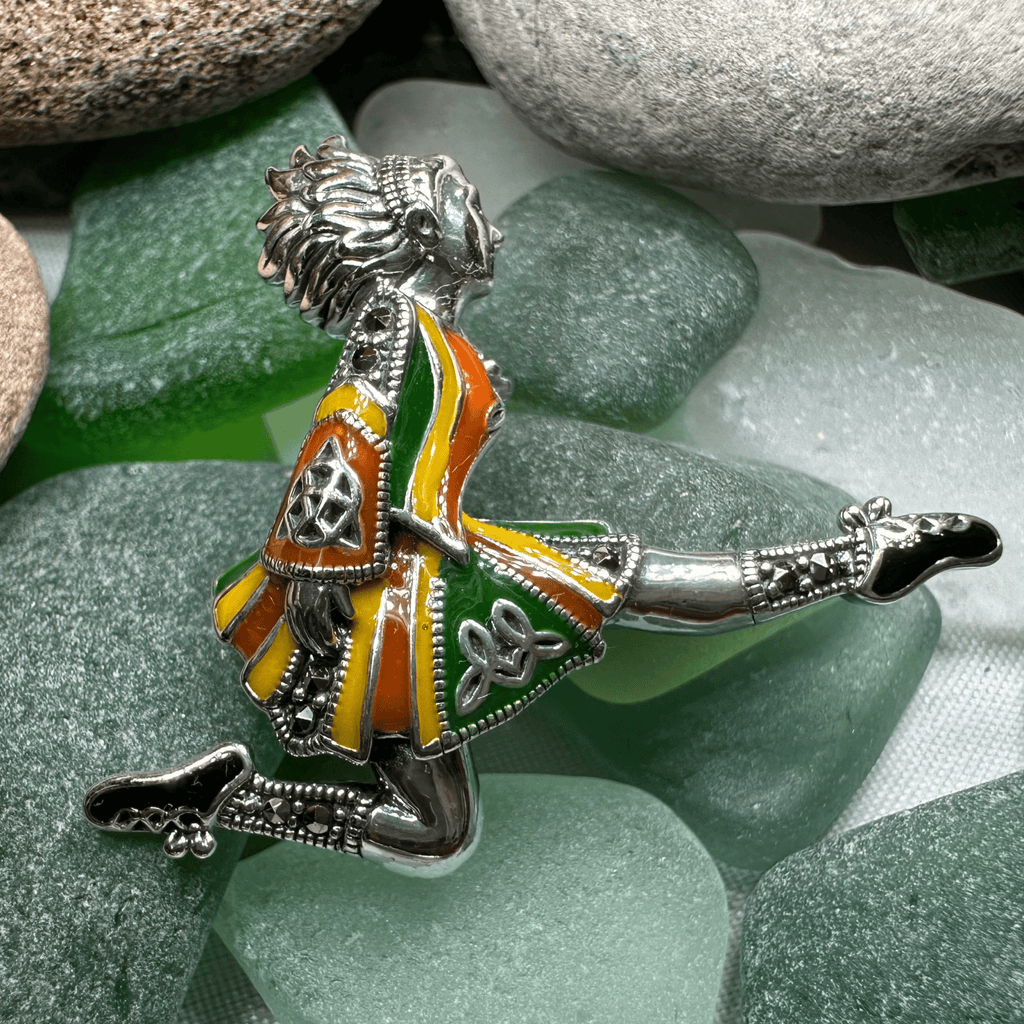 Traditional Irish Dancer Brooch for Women Brooch La Vie Bien Traditional Irish Dancer Brooch for Women
