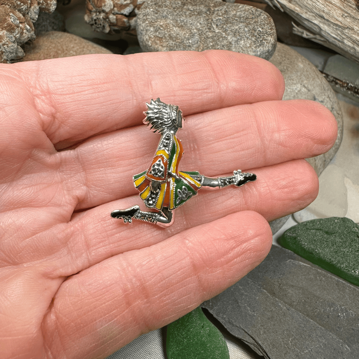 Traditional Irish Dancer Brooch for Women Brooch La Vie Bien Traditional Irish Dancer Brooch for Women