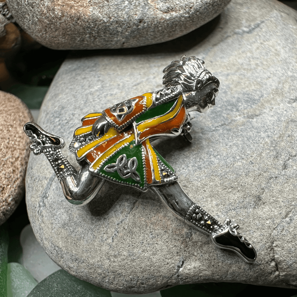 Traditional Irish Dancer Brooch for Women Brooch La Vie Bien Traditional Irish Dancer Brooch for Women