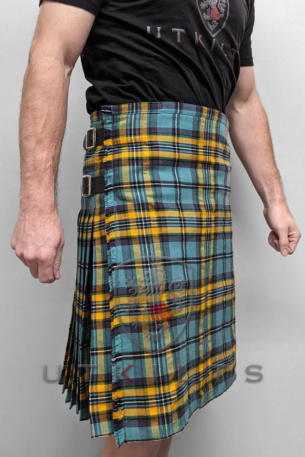 Traditional Kilt – Premium 6–8 Yard Wool, Continue Traditional Kilt La Vie Bien Traditional Kilt – Premium 6–8 Yard Wool, Continue