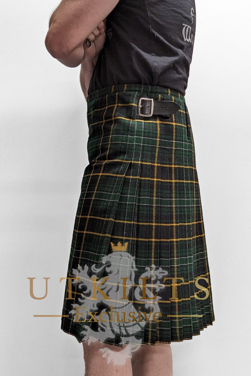 Traditional Kilt – Premium 6–8 Yard Wool, Irish Black Traditional Kilt La Vie Bien Traditional Kilt – Premium 6–8 Yard Wool, Irish Black
