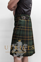 Traditional Kilt – Premium 6–8 Yard Wool, Irish Black Traditional Kilt La Vie Bien Traditional Kilt – Premium 6–8 Yard Wool, Irish Black