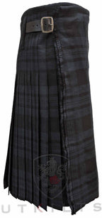 Traditional Kilt – Standard 4–5 Yard Wool, Black Isle Traditional Kilt La Vie Bien Traditional Kilt – Standard 4–5 Yard Wool, Black Isle