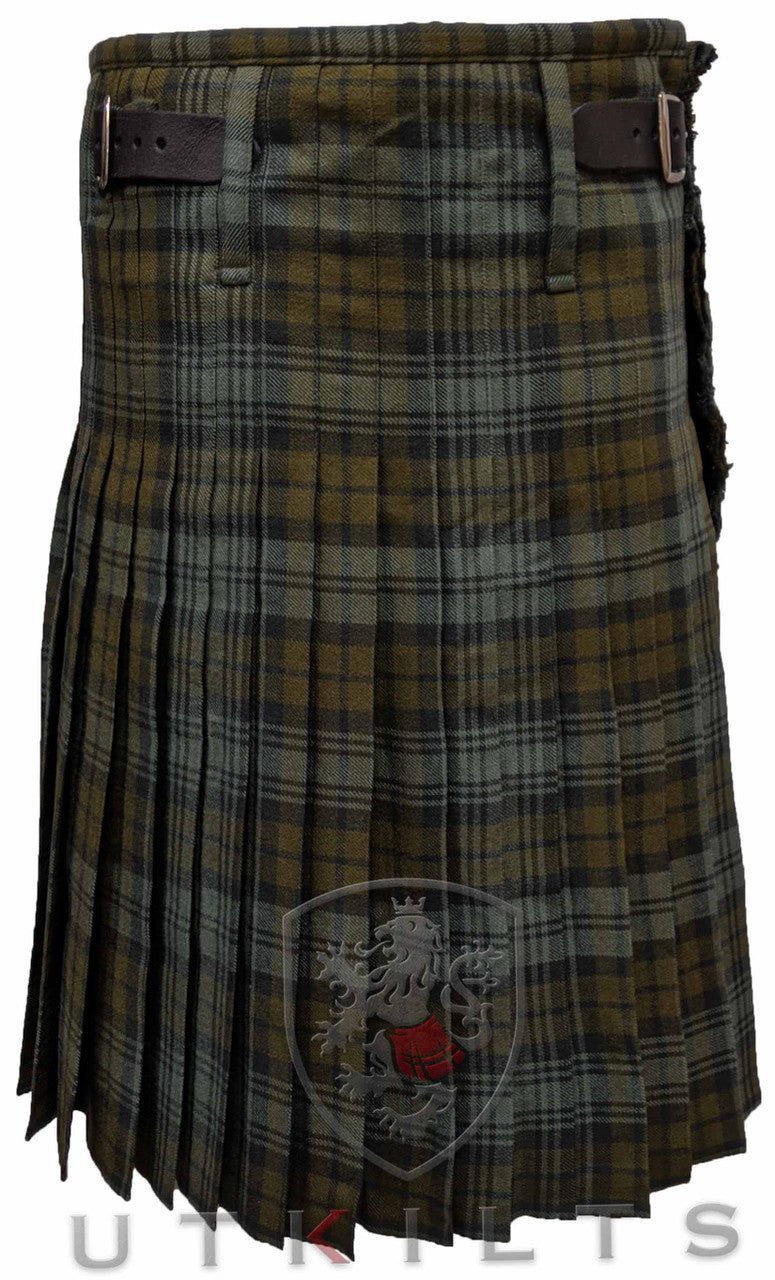 Traditional Kilt – Standard 4–5 Yard Wool, Black Watch Weathered Traditional Kilt La Vie Bien Traditional Kilt – Standard 4–5 Yard Wool, Black Watch Weathered