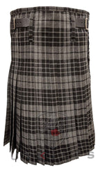 Traditional Kilt – Standard 4–5 Yard Wool, Gray Watch Traditional Kilt La Vie Bien Traditional Kilt – Standard 4–5 Yard Wool, Gray Watch