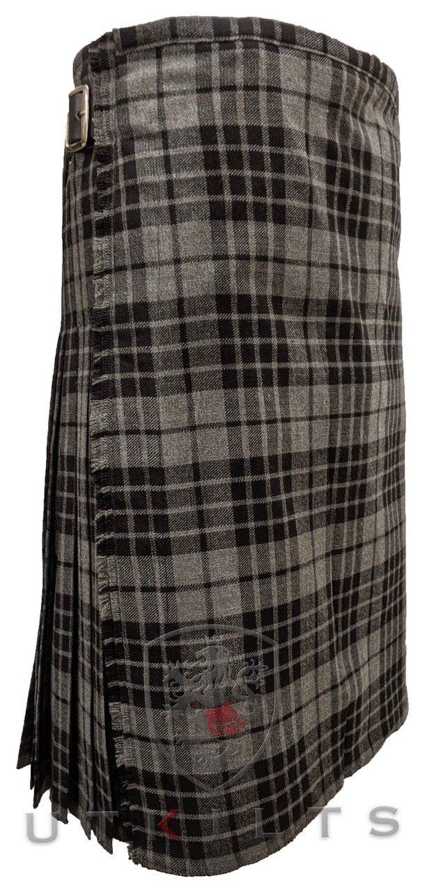 Traditional Kilt – Standard 4–5 Yard Wool, Gray Watch Traditional Kilt La Vie Bien Traditional Kilt – Standard 4–5 Yard Wool, Gray Watch