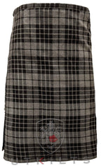 Traditional Kilt – Standard 4–5 Yard Wool, Gray Watch Traditional Kilt La Vie Bien Traditional Kilt – Standard 4–5 Yard Wool, Gray Watch