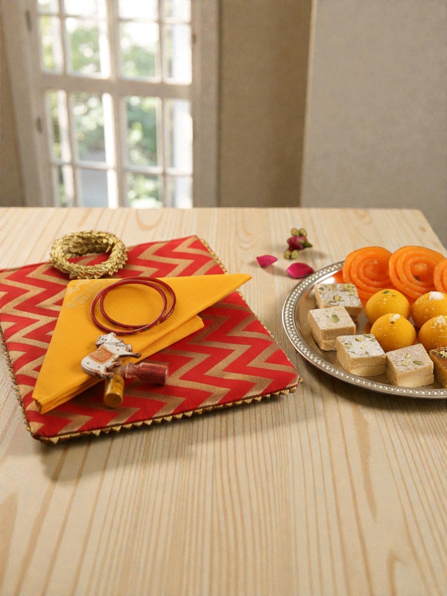 Traditional Ready to Give Combo for Half Saree, Haldi Kumkum ceremony includes Blouse Piece, Bangles, Haldi kumkum packets in Chevron Bag Favors & Return Gifts La Vie Bien Traditional Ready to Give Combo for Half Saree, Haldi Kumkum ceremony includes Blouse Piece, Bangles, Haldi kumkum packets in Chevron Bag