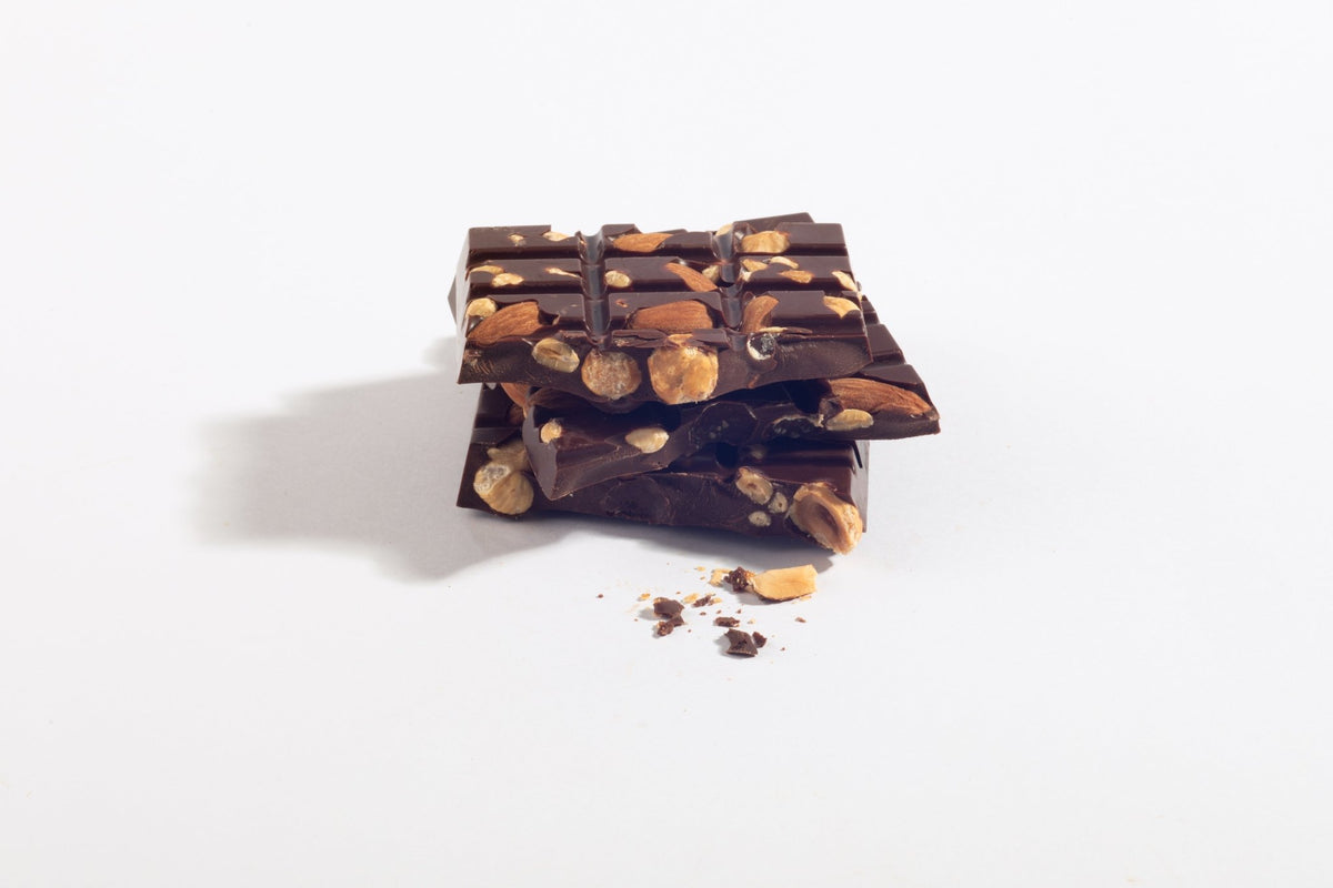 Tres Cojones (Triple Nut) Bar Bars La Vie Bien Tres Cojones (Triple Nut) Bar