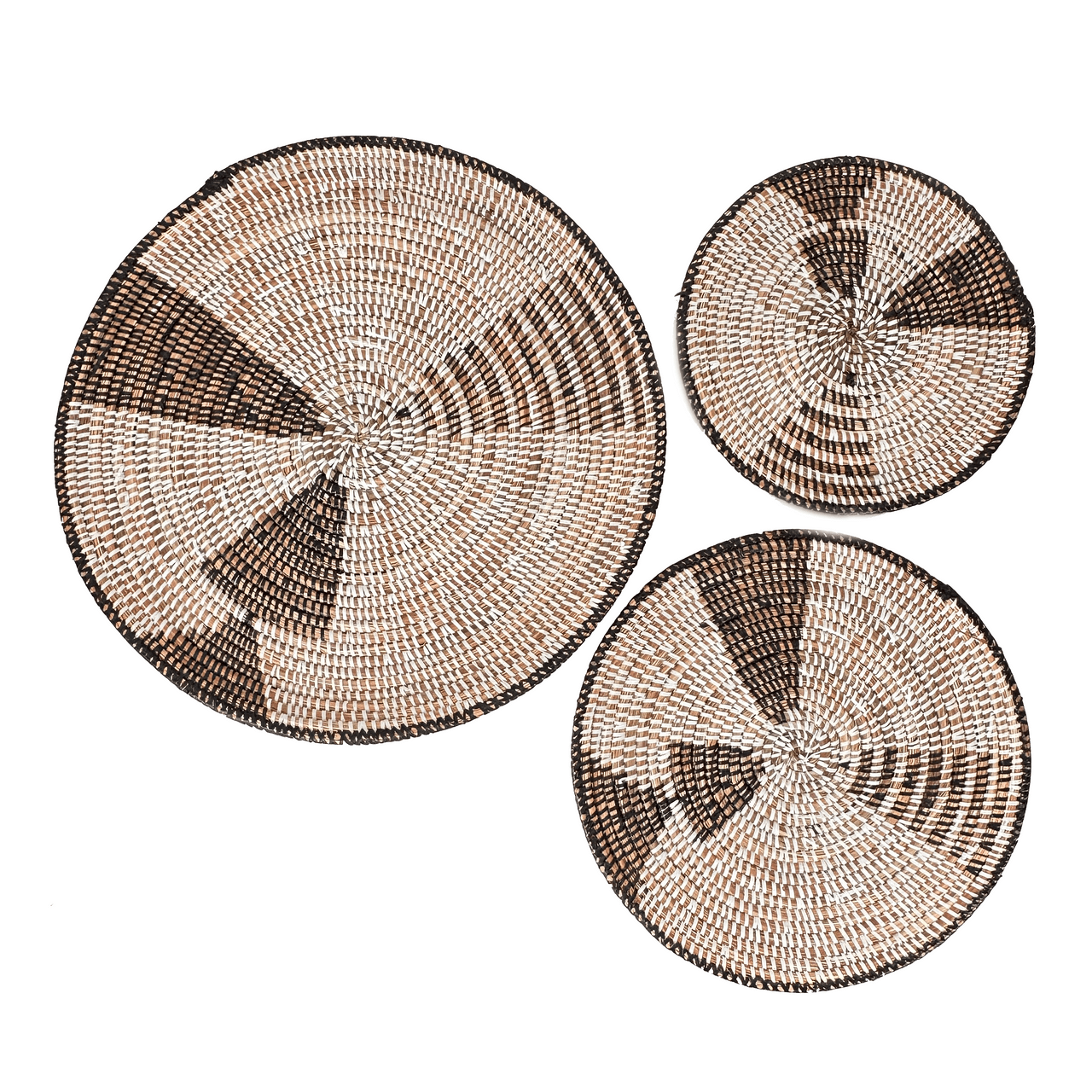 Triangles Wall Baskets Set of 3 La Vie Bien Triangles Wall Baskets Set of 3