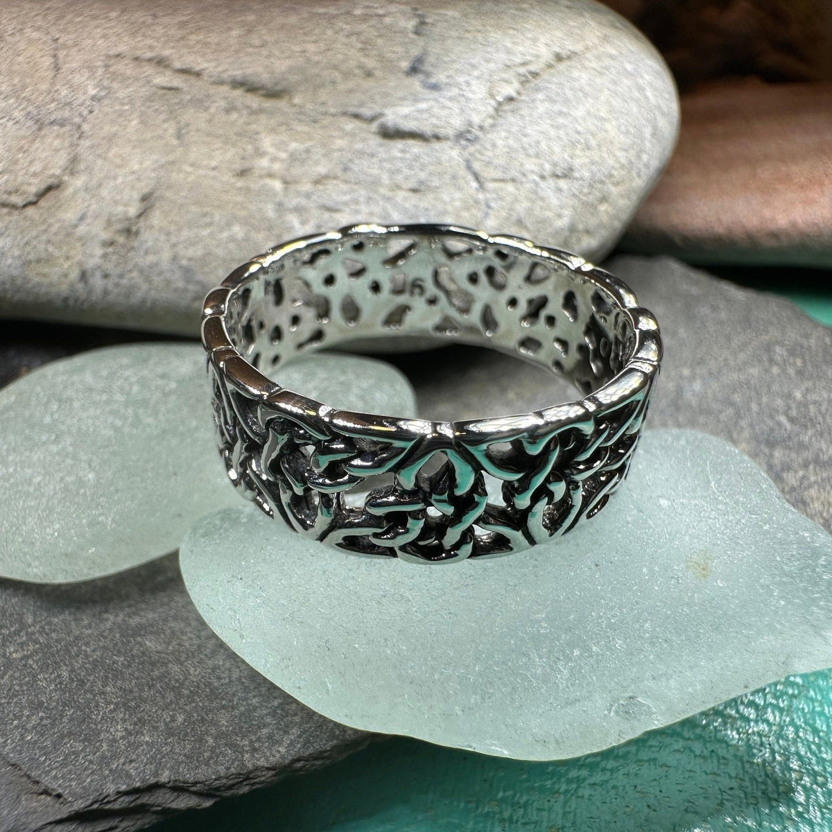 Trinity Knot Band Ring Ring La Vie Bien Trinity Knot Band Ring