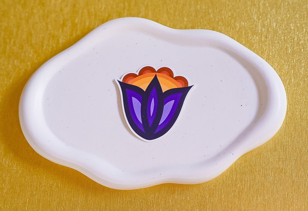 Tulip Sticker- Purple La Vie Bien Tulip Sticker- Purple