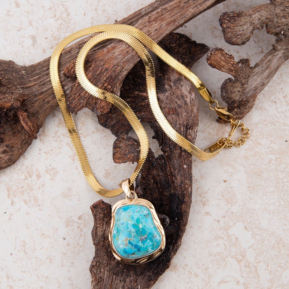 Turquoise Baron Snake Chain Pendant Necklace Necklaces La Vie Bien Turquoise Baron Snake Chain Pendant Necklace