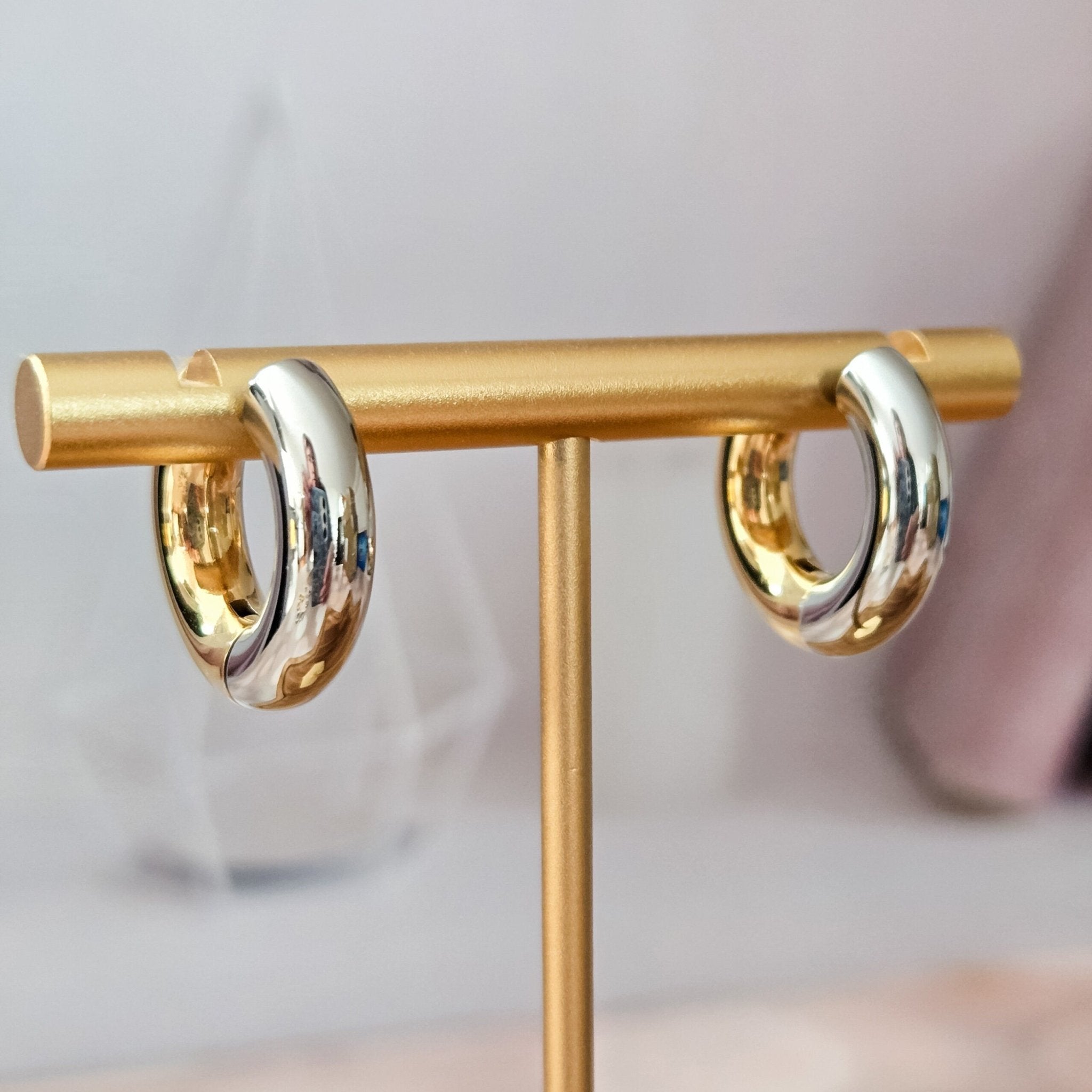 Two Tone Chunky Hoop Earrings Earrings La Vie Bien Two Tone Chunky Hoop Earrings