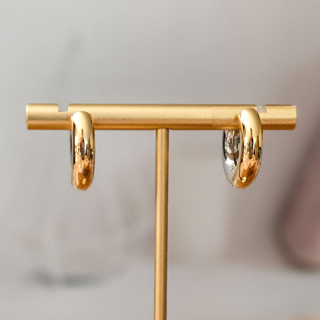 Two Tone Chunky Hoop Earrings Earrings La Vie Bien Two Tone Chunky Hoop Earrings
