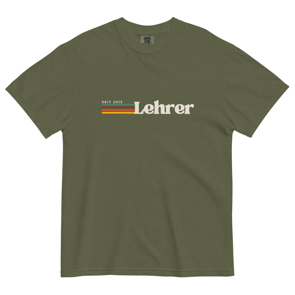 Lehrer Seit (year) customized teacher tee - German - La Vie Bien - Custom German gifts - German accessories