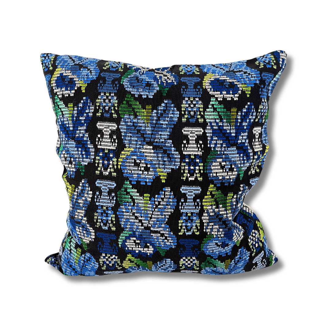 Up - cycled Pueblo Pillow Cover (Assorted) - Guatemala Decor La Vie Bien Up - cycled Pueblo Pillow Cover (Assorted) - Guatemala