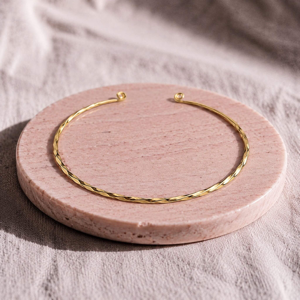 Uzi Open Collar Necklance Choker Choker La Vie Bien Uzi Open Collar Necklance Choker