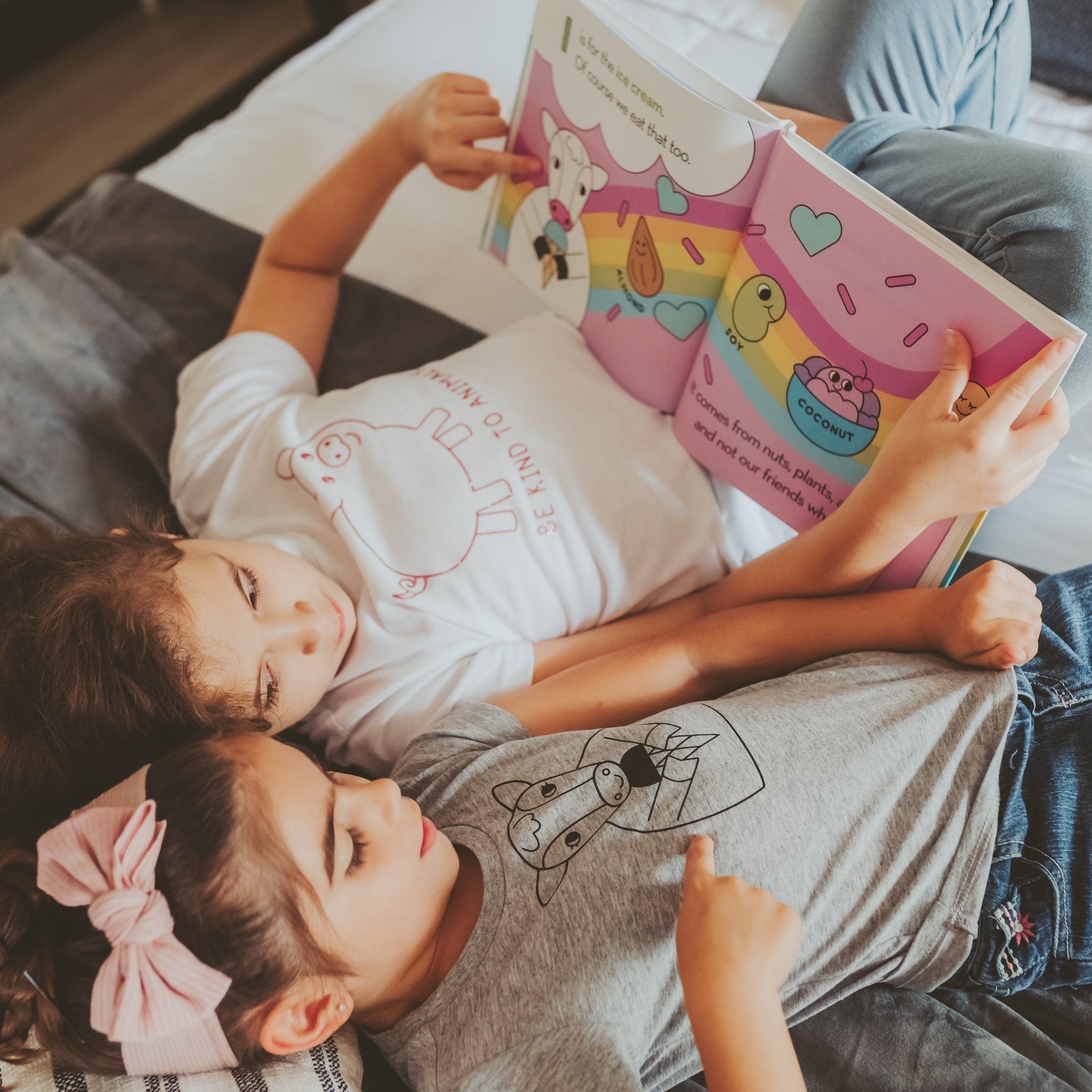 VEGAN FAMILY Children's Book Books La Vie Bien VEGAN FAMILY Children's Book