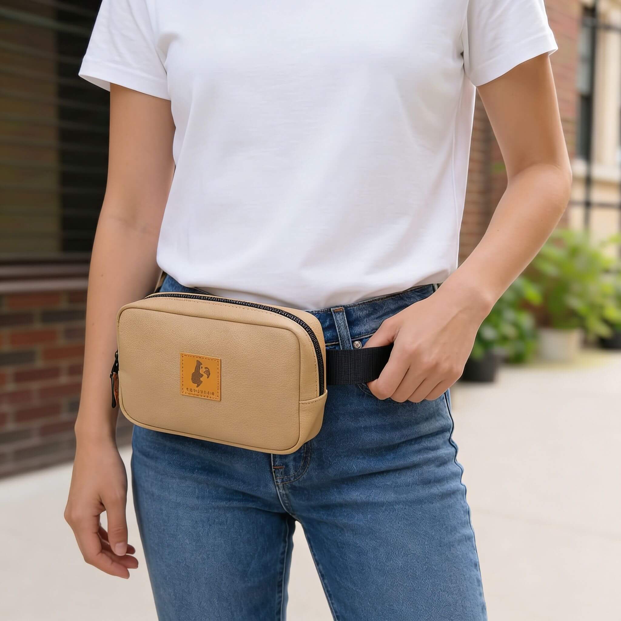 Vegan Leather Belt Bag for Men & Women, Crossbody Fanny Pack Fanny Packs La Vie Bien Vegan Leather Belt Bag for Men & Women, Crossbody Fanny Pack