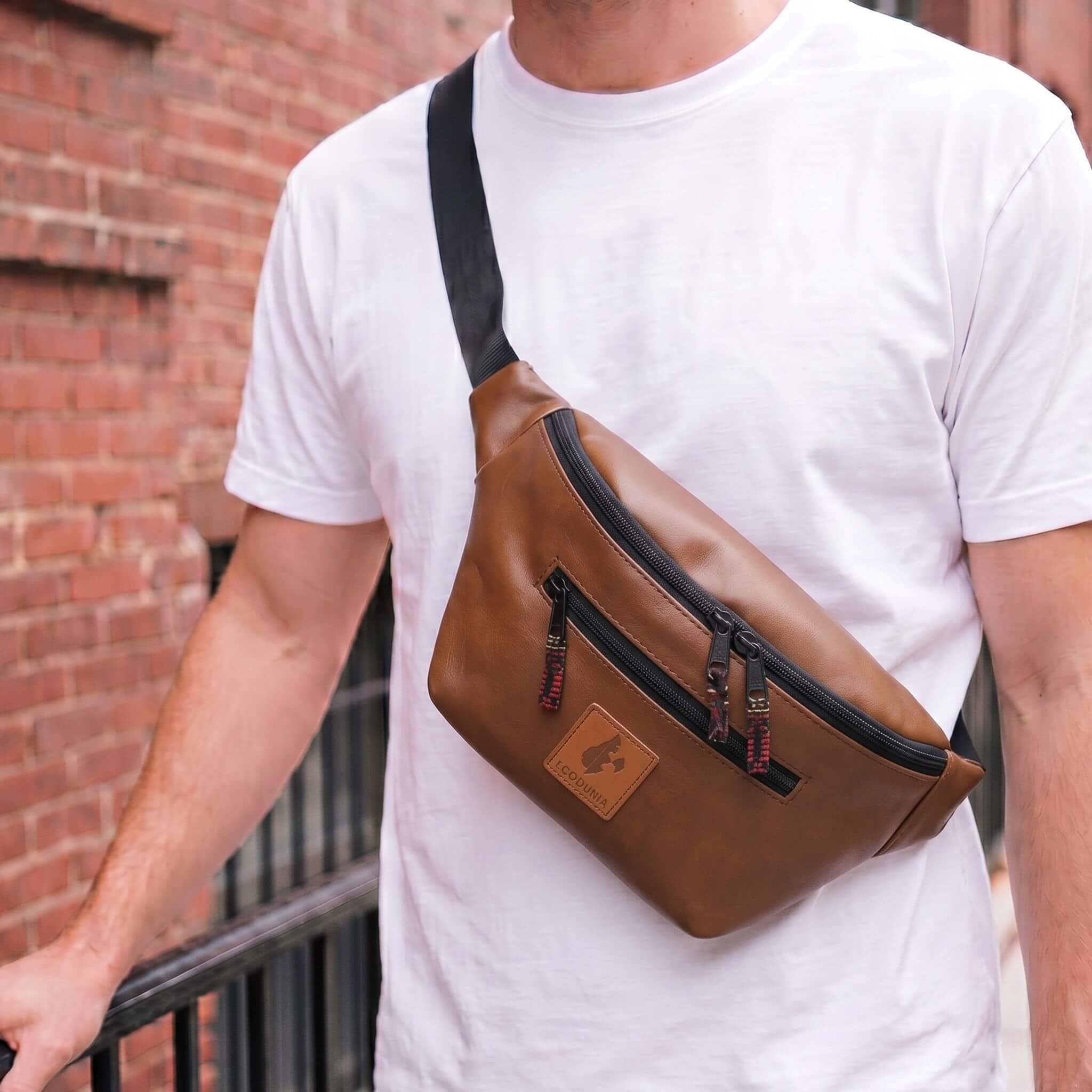 Vegan Leather Crossbody Fanny Pack | Toni Bag Fanny Packs La Vie Bien Vegan Leather Crossbody Fanny Pack | Toni Bag
