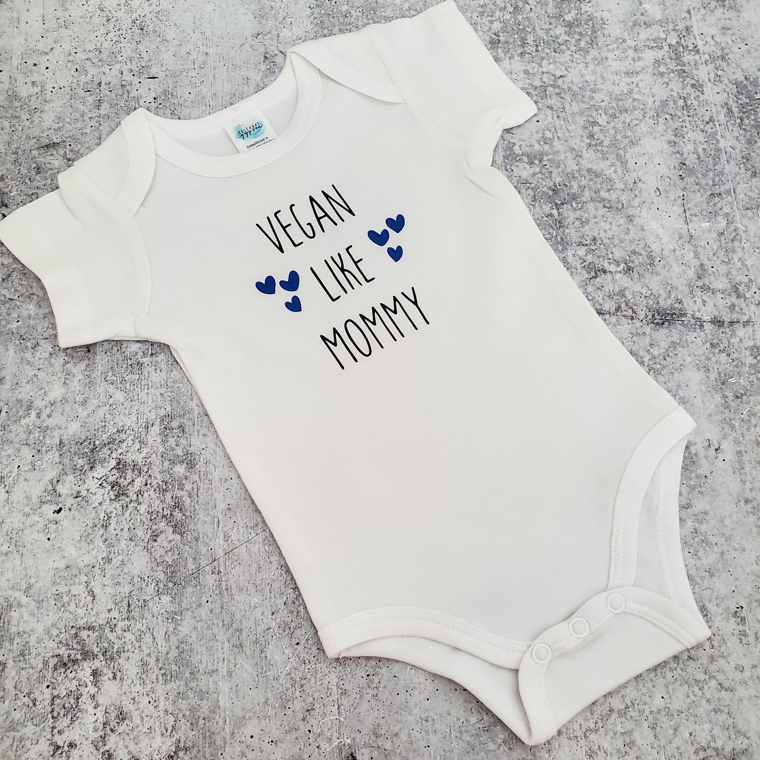 VEGAN LIKE DADDY or MOMMY Short Sleeve Baby Bodysuit Shirts & Tops La Vie Bien VEGAN LIKE DADDY or MOMMY Short Sleeve Baby Bodysuit