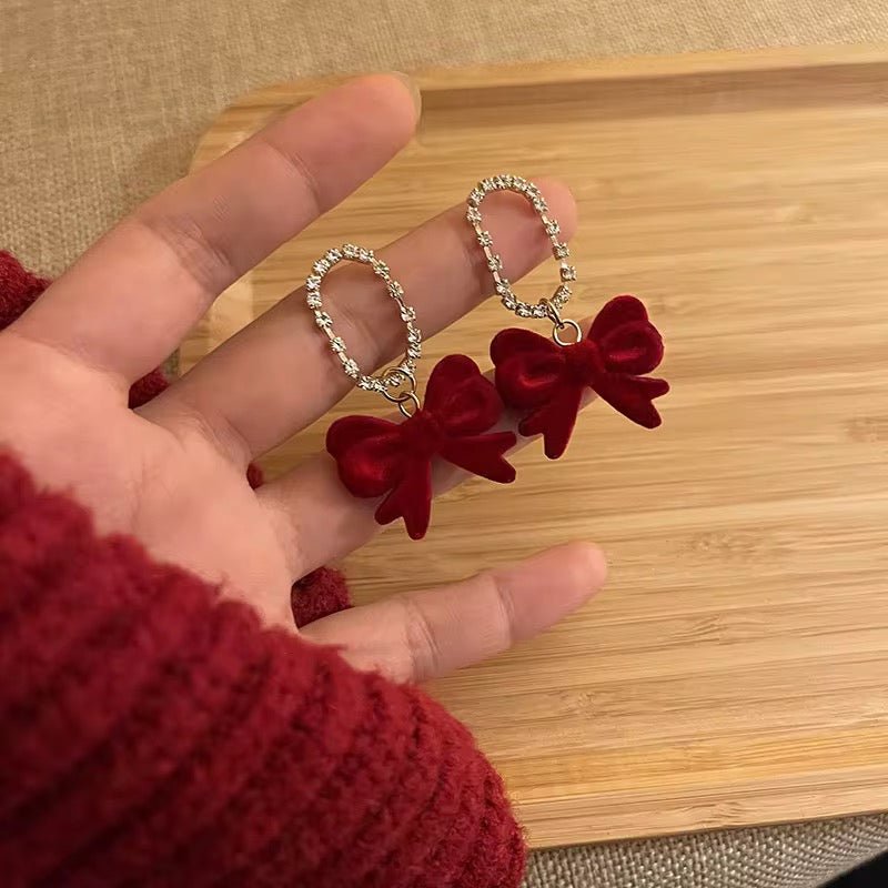 Velvet Bow Earrings Earrings La Vie Bien Velvet Bow Earrings