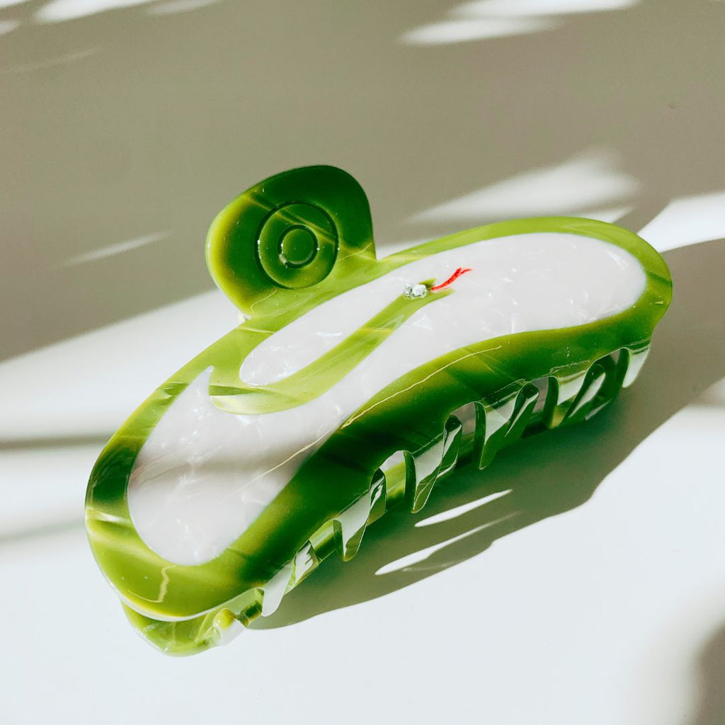 Velvet Claws Hair Clip | Green Snake Hair Claw Accessories La Vie Bien Velvet Claws Hair Clip | Green Snake Hair Claw