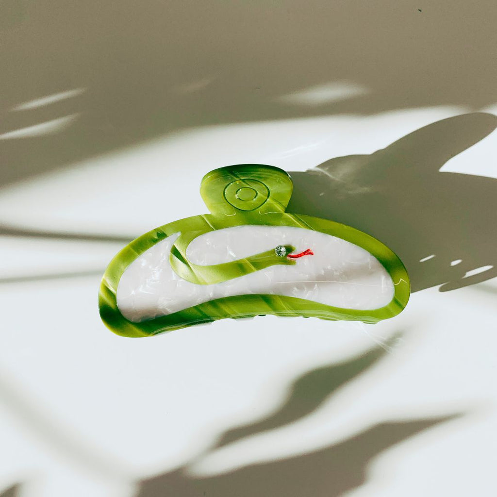 Velvet Claws Hair Clip | Green Snake Hair Claw Accessories La Vie Bien Velvet Claws Hair Clip | Green Snake Hair Claw