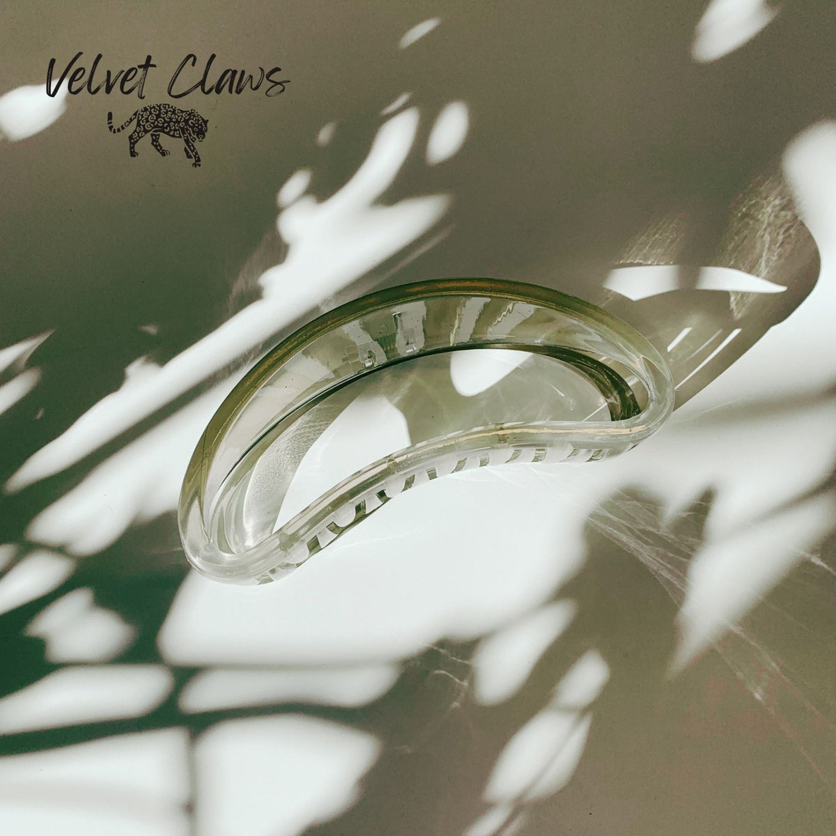 Velvet Claws The Bean Hair Claw in Smoke Accessories La Vie Bien Velvet Claws The Bean Hair Claw in Smoke