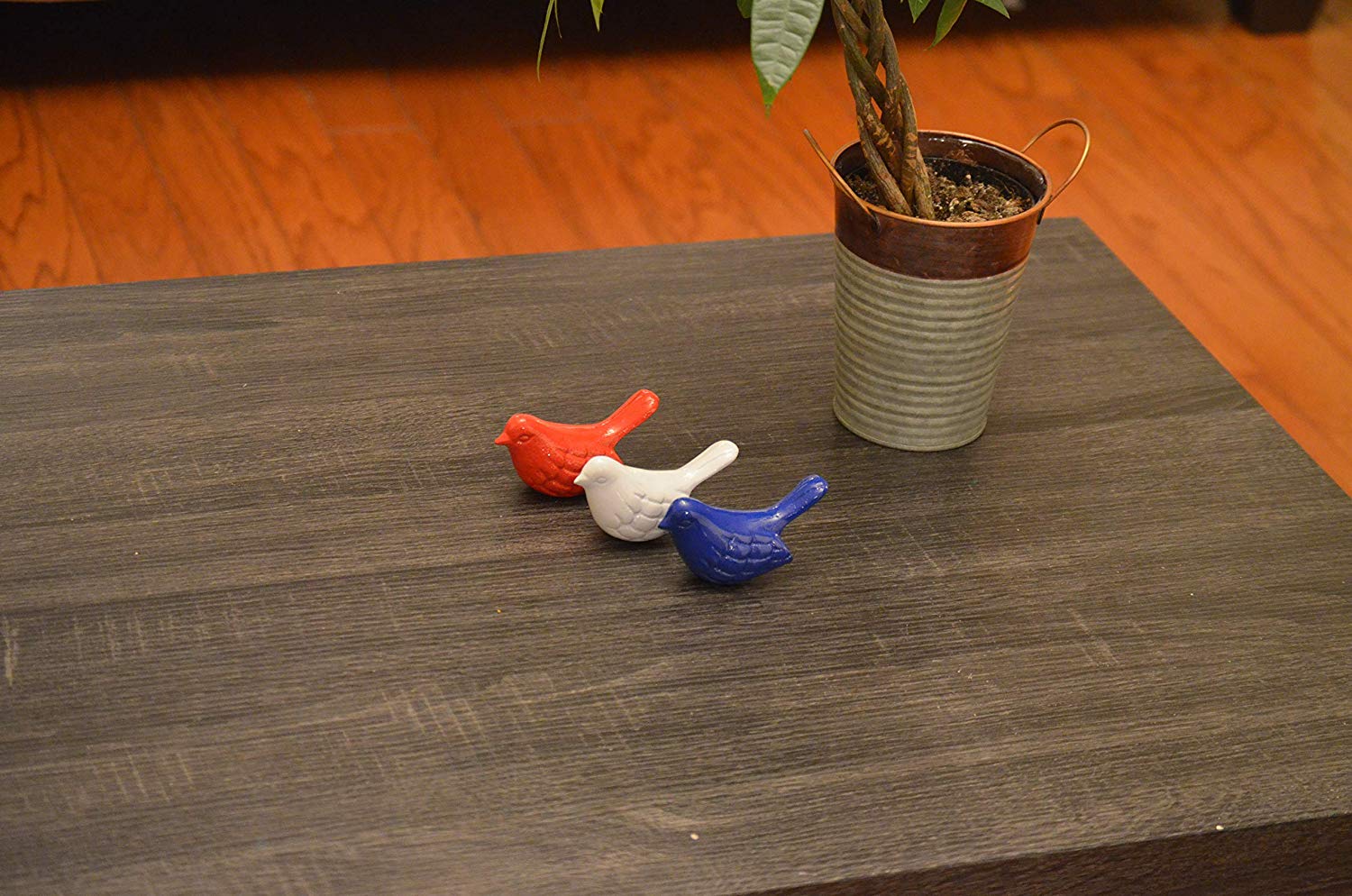 Vibhsa Bird Figurines Symbols of Health & Happiness (Blue, Red & White) Bird Figurines La Vie Bien Vibhsa Bird Figurines Symbols of Health & Happiness (Blue, Red & White)