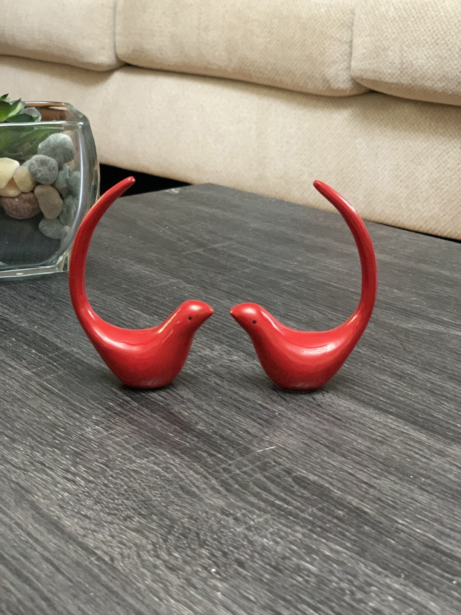 Vibhsa Red Bird Figurines of Heal and Happiness Bird Figurines La Vie Bien Vibhsa Red Bird Figurines of Heal and Happiness