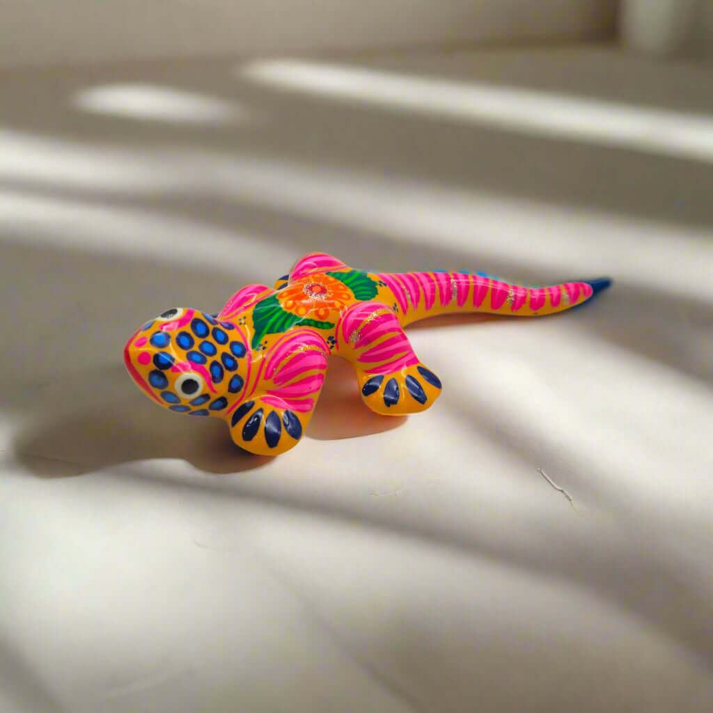 Vibrant Guerrero Gecko Figurine | Hand-Painted Mexican Folk Art Guerrero Figurine La Vie Bien Vibrant Guerrero Gecko Figurine | Hand-Painted Mexican Folk Art