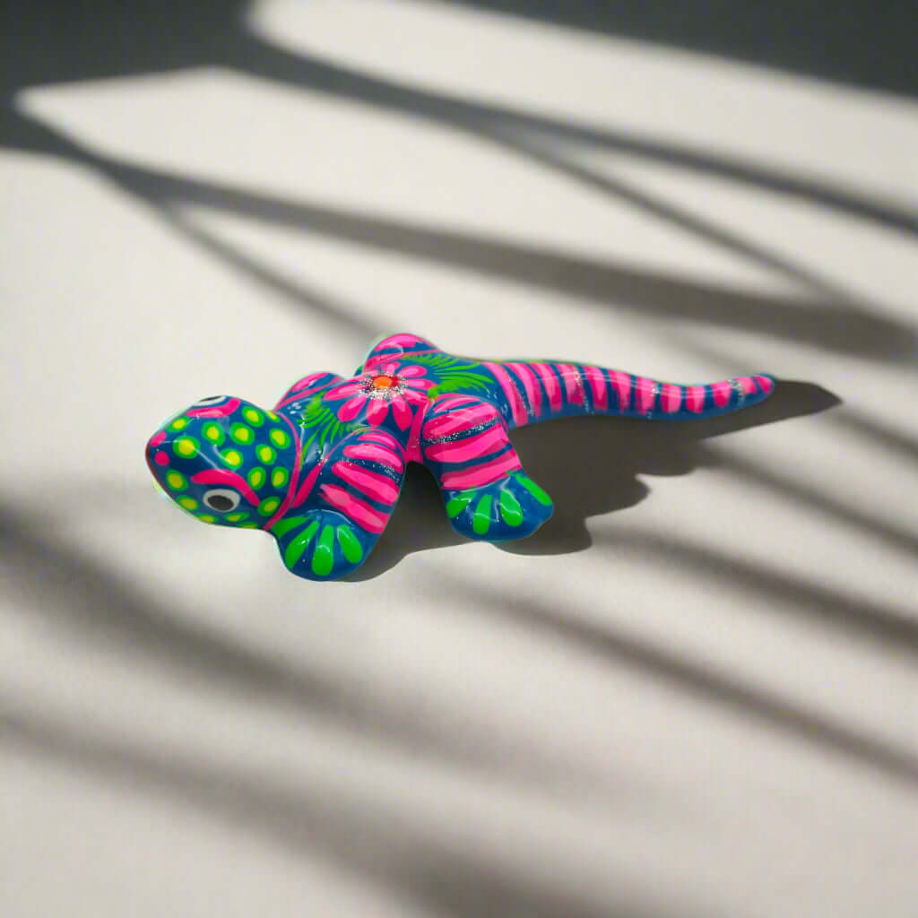 Vibrant Guerrero Gecko Figurine | Hand-Painted Mexican Folk Art Guerrero Figurine La Vie Bien Vibrant Guerrero Gecko Figurine | Hand-Painted Mexican Folk Art