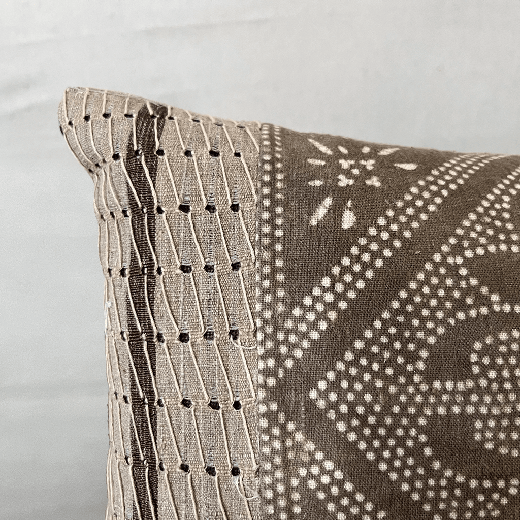 Vintage Fabric Pillow T.1038