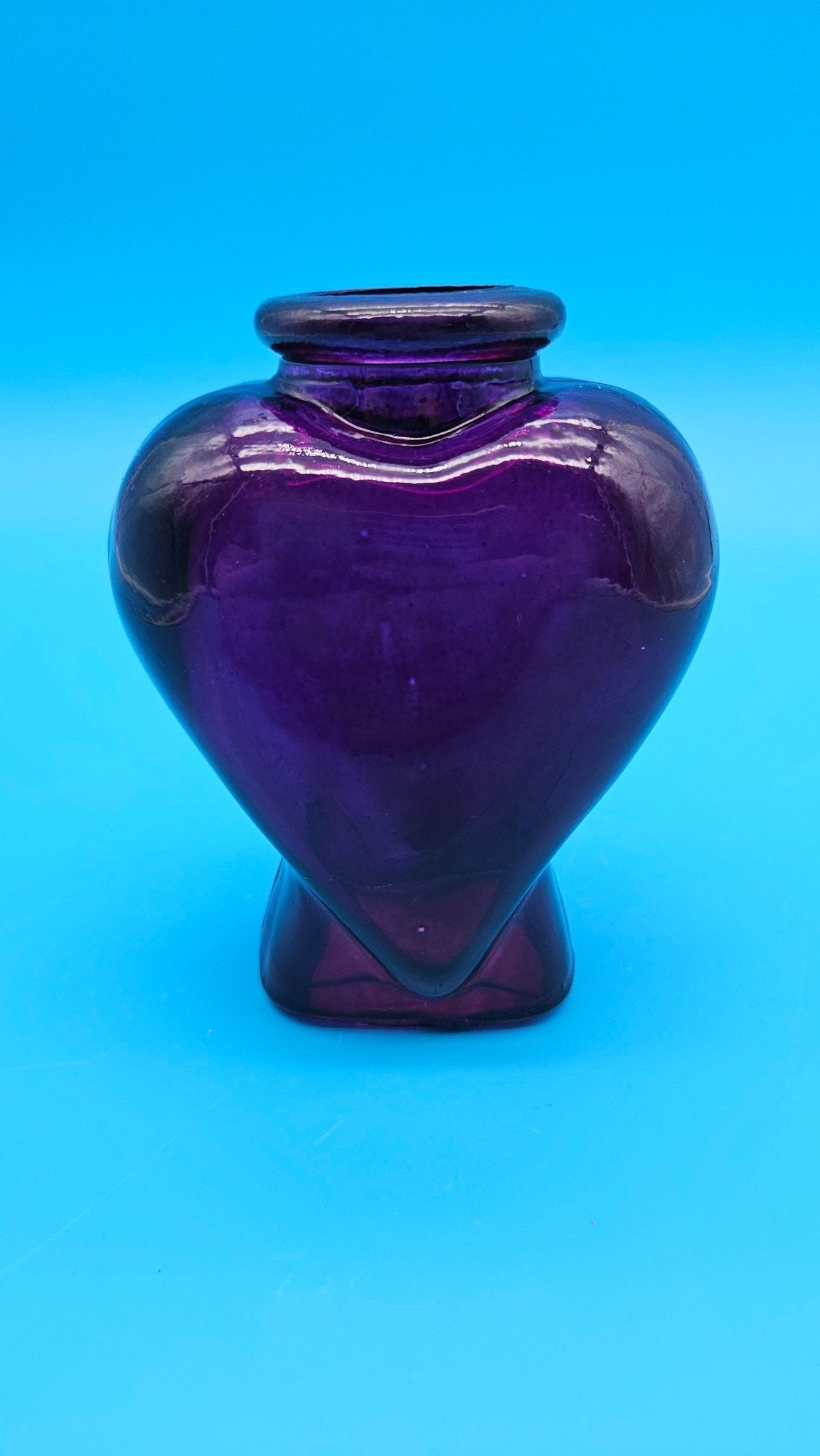 Vintage Heart Glass Bottle – Colorful Collectible Décor 4.3" Accent Decor La Vie Bien Vintage Heart Glass Bottle – Colorful Collectible Décor 4.3"