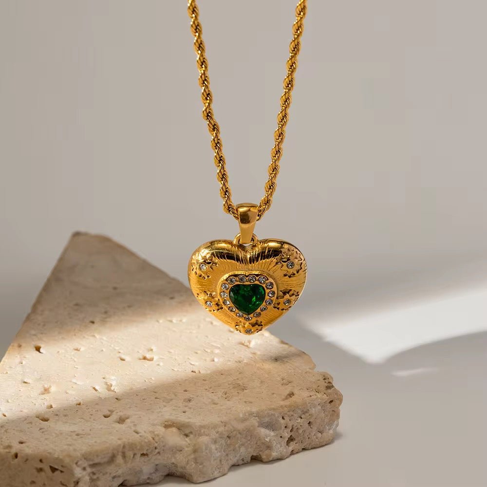 Vintage Heart Necklace Necklaces La Vie Bien Vintage Heart Necklace