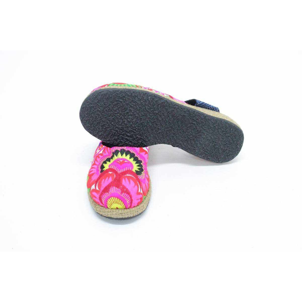 Vintage Hmong Textile Upcycled Batik Slip On Clogs Shoes - Thailand Apparel La Vie Bien Vintage Hmong Textile Upcycled Batik Slip On Clogs Shoes - Thailand