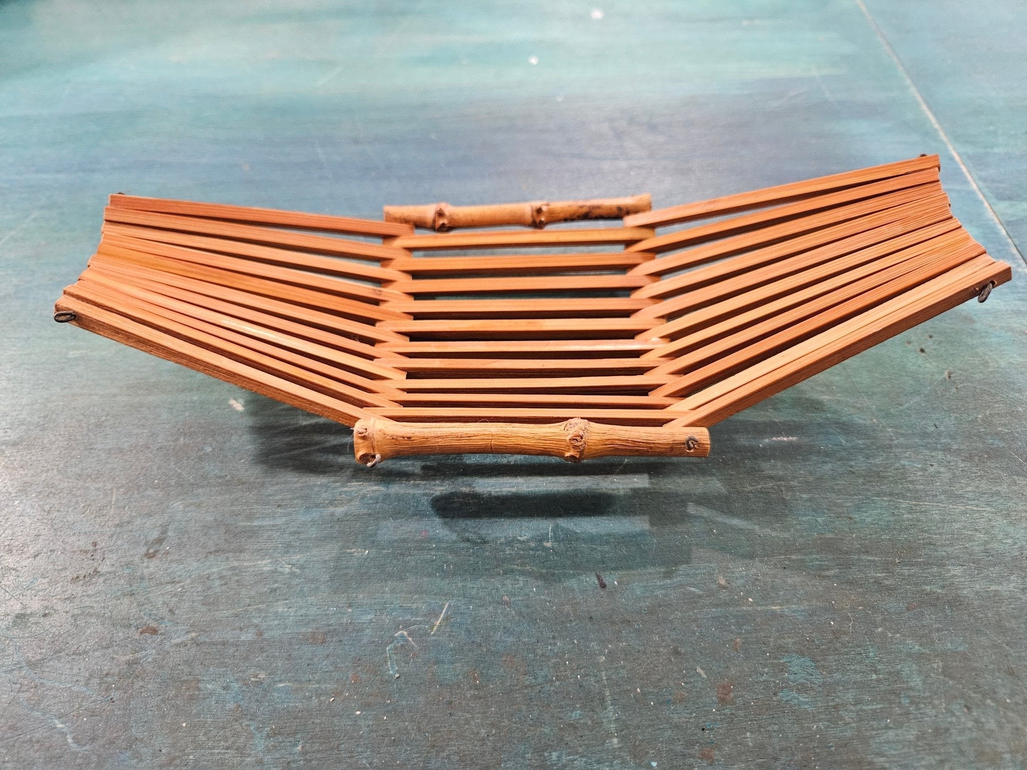 Vintage Japanese Bamboo Folding Wet Towel Tray Kitchen Accessories La Vie Bien Vintage Japanese Bamboo Folding Wet Towel Tray