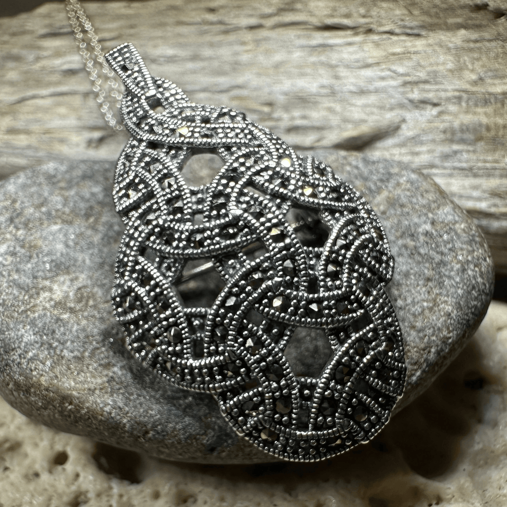 Vintage Style Celtic Necklace Pendant La Vie Bien Vintage Style Celtic Necklace