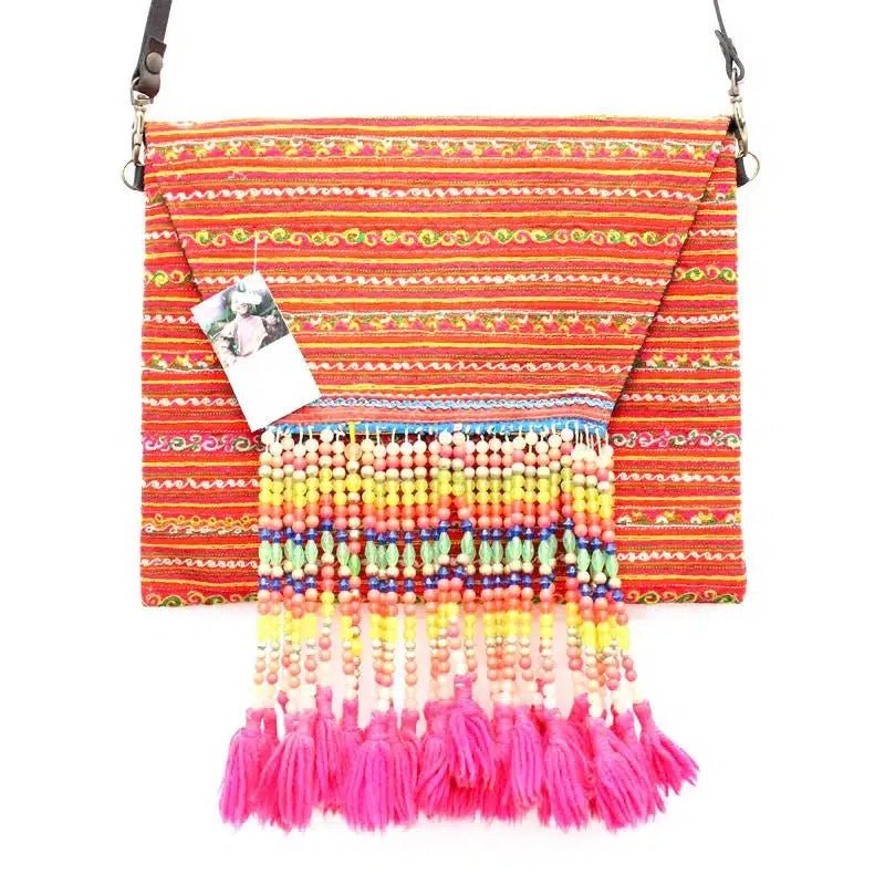Vintage Upcycled Hmong Fabric Crossbody | Clutch - Thailand La Vie Bien Vintage Upcycled Hmong Fabric Crossbody | Clutch - Thailand