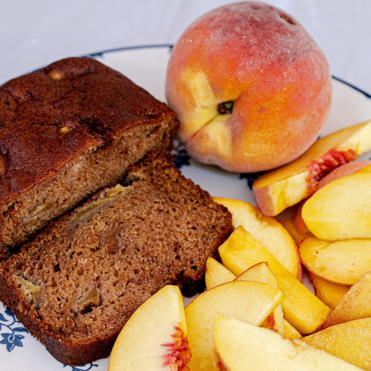 Virginia Peach Cobbler Cake American Classic Recipes La Vie Bien Virginia Peach Cobbler Cake