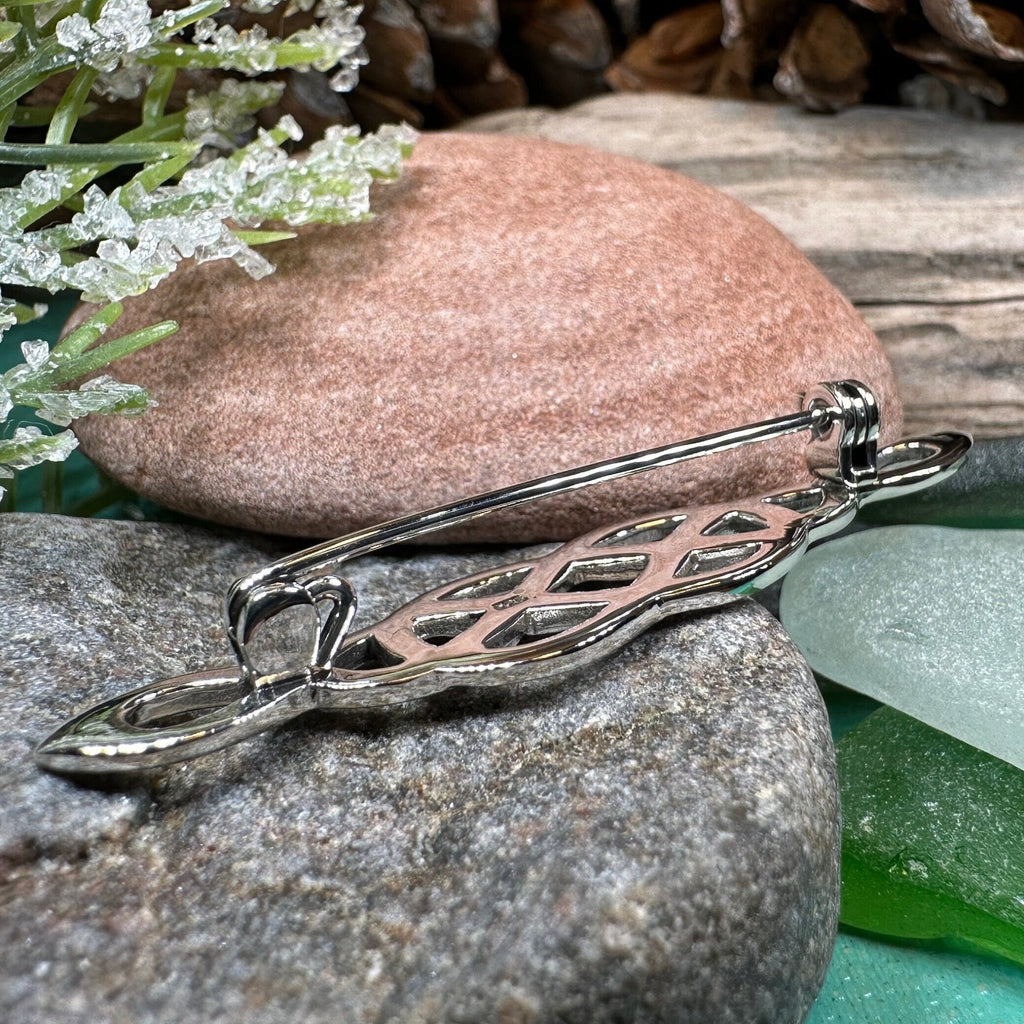 Volunti Celtic Knot Bar Brooch in Sterling Silver Brooch La Vie Bien Volunti Celtic Knot Bar Brooch in Sterling Silver