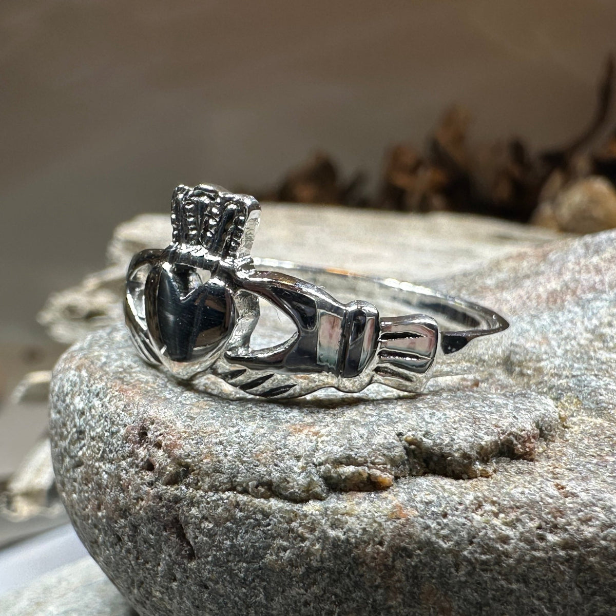 Vow Irish Claddagh Ring Ring La Vie Bien Vow Irish Claddagh Ring